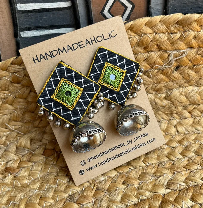 Ohrringe - Square Black and Green Boho earring