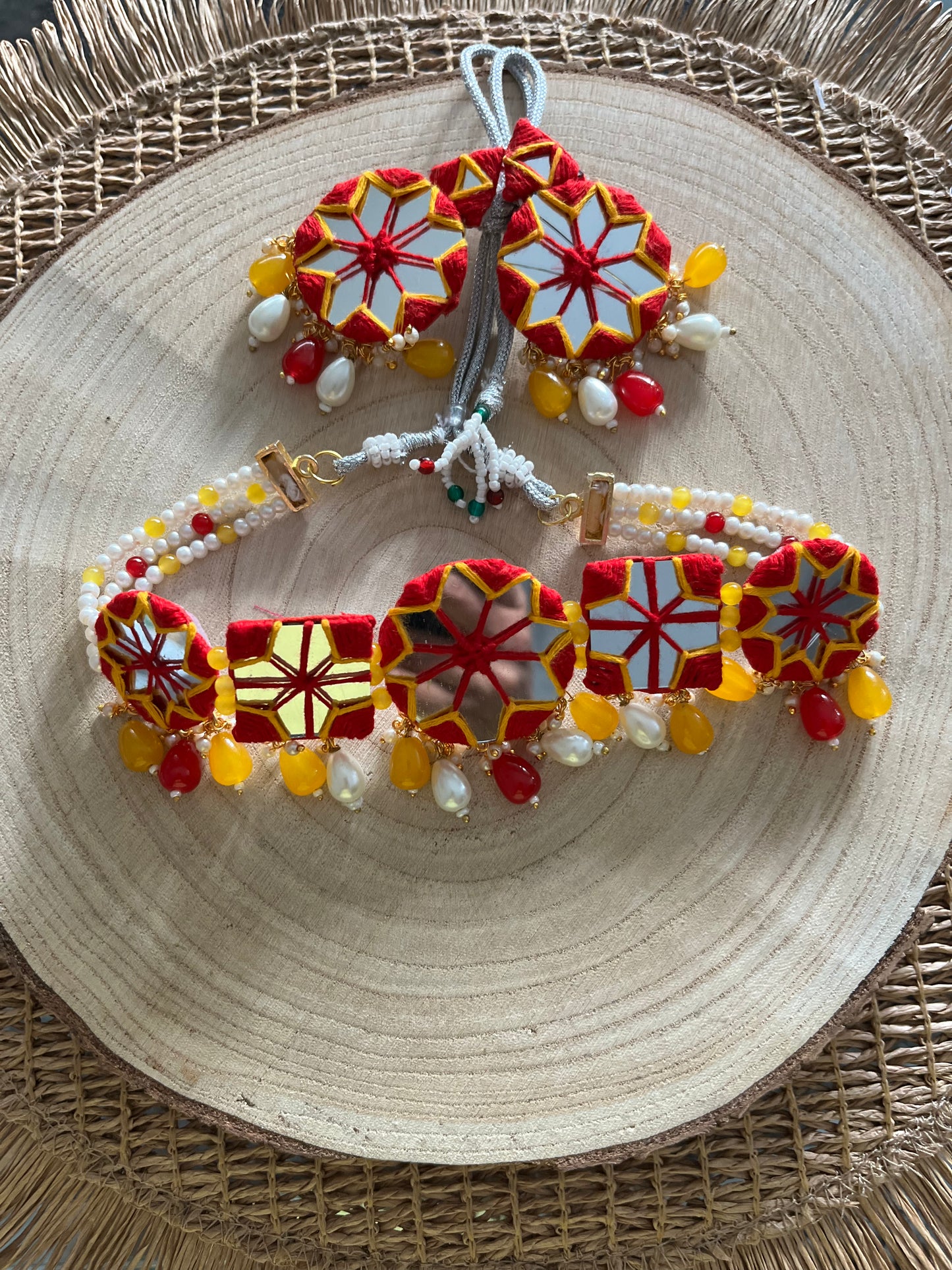 Fabric and thread choker set with geometric pieces - red, yellow