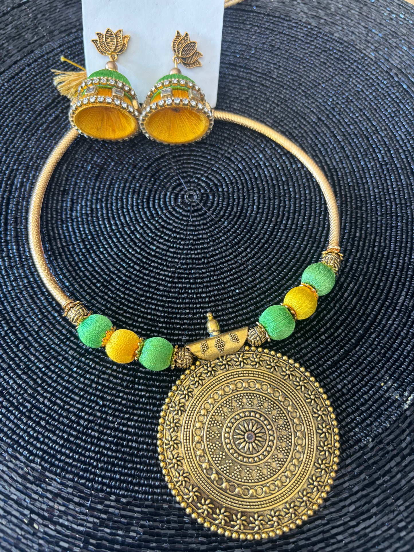 Threadwork necklace set with sun pendent - green, yellow