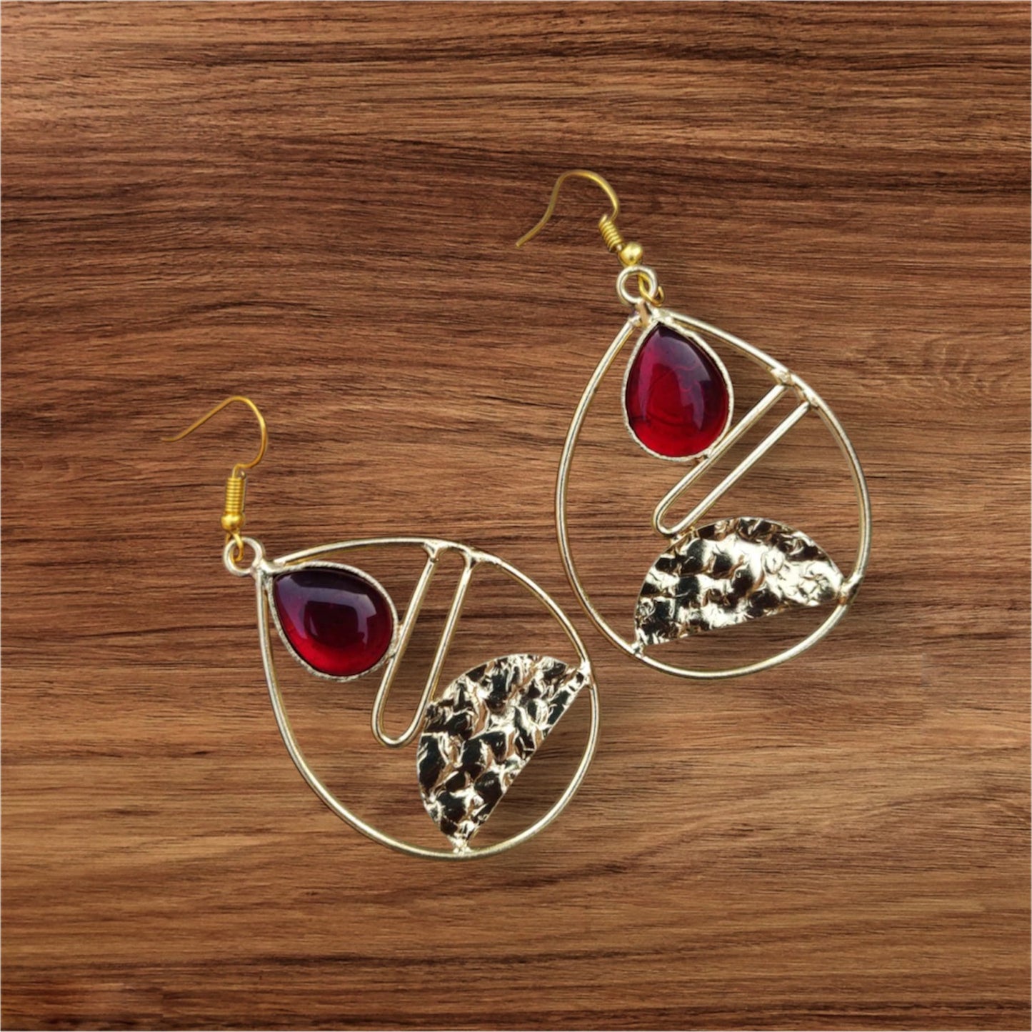 Ohrringe - Modern Design mit Rot Punkt Oval Shaped