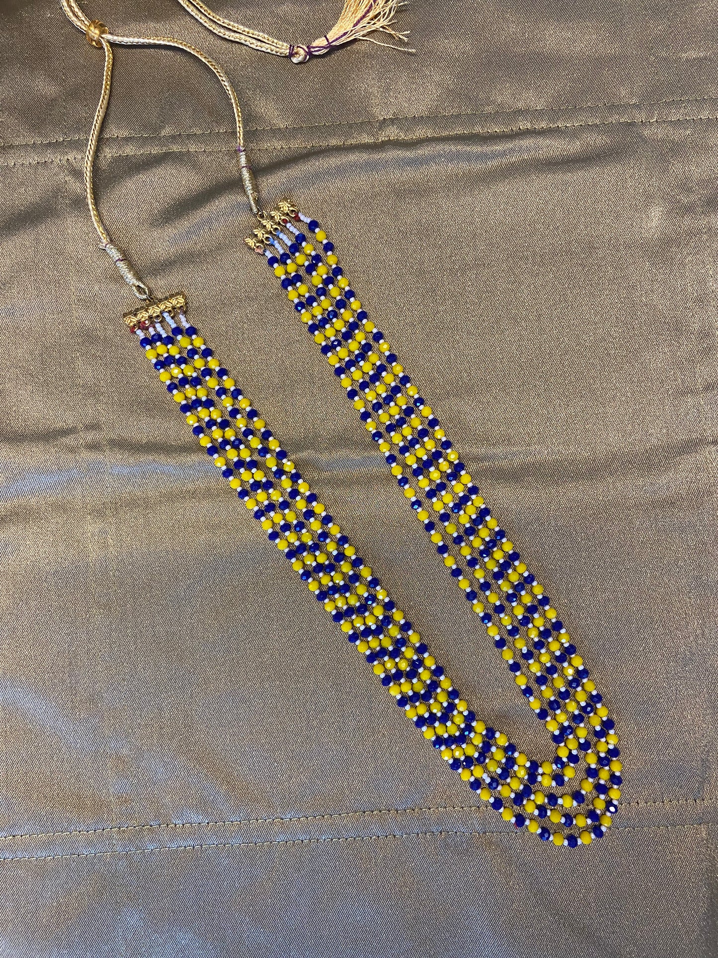 Ketten - 5 layer beaded necklace in yellow and blue colour