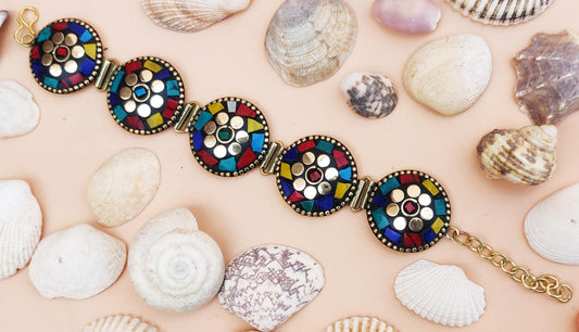 Armbänder - Tribal round disc in multi-colour
