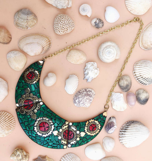 Tribal Necklace - Dense Forest