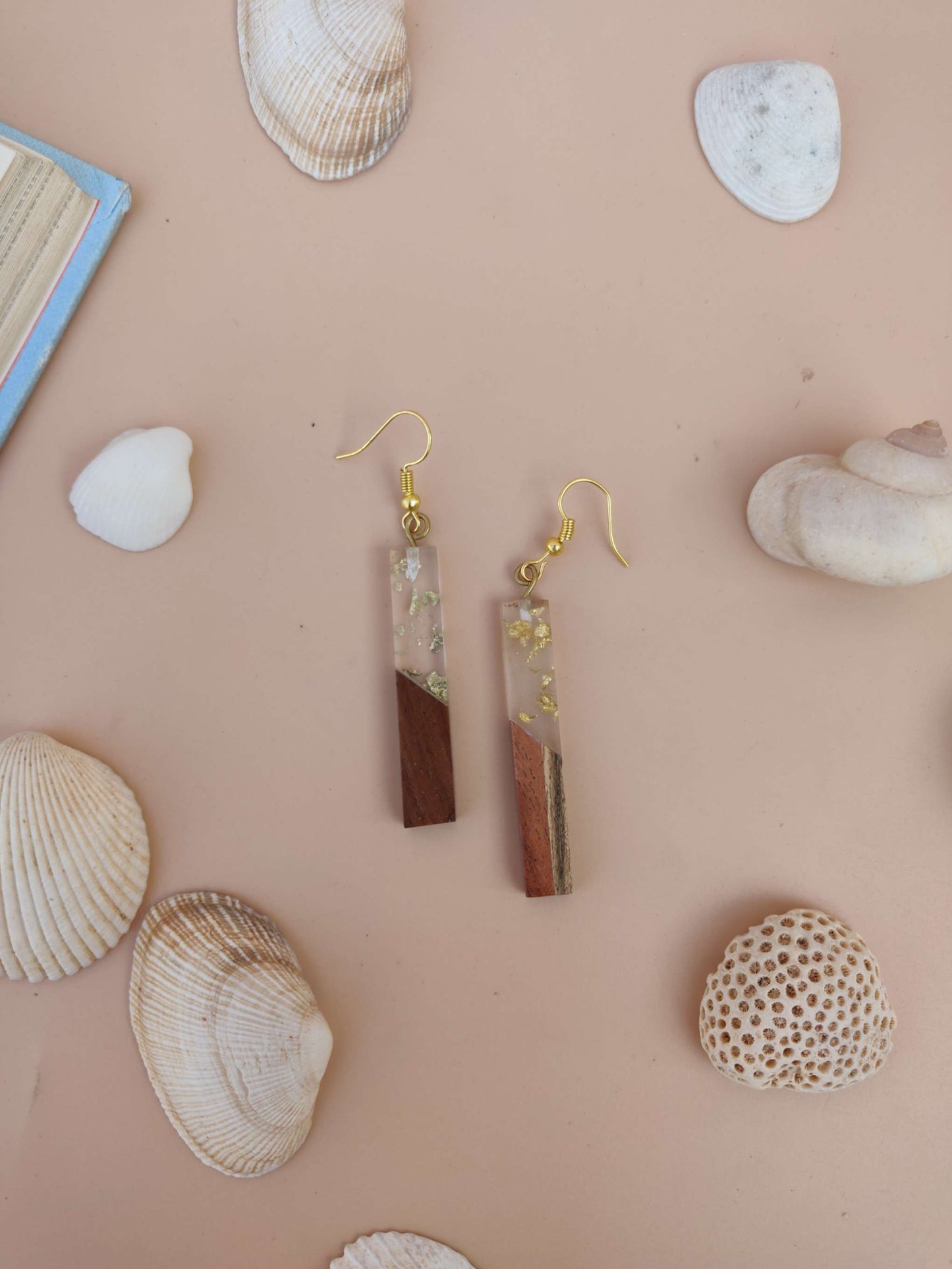 Resin and wood earring, white