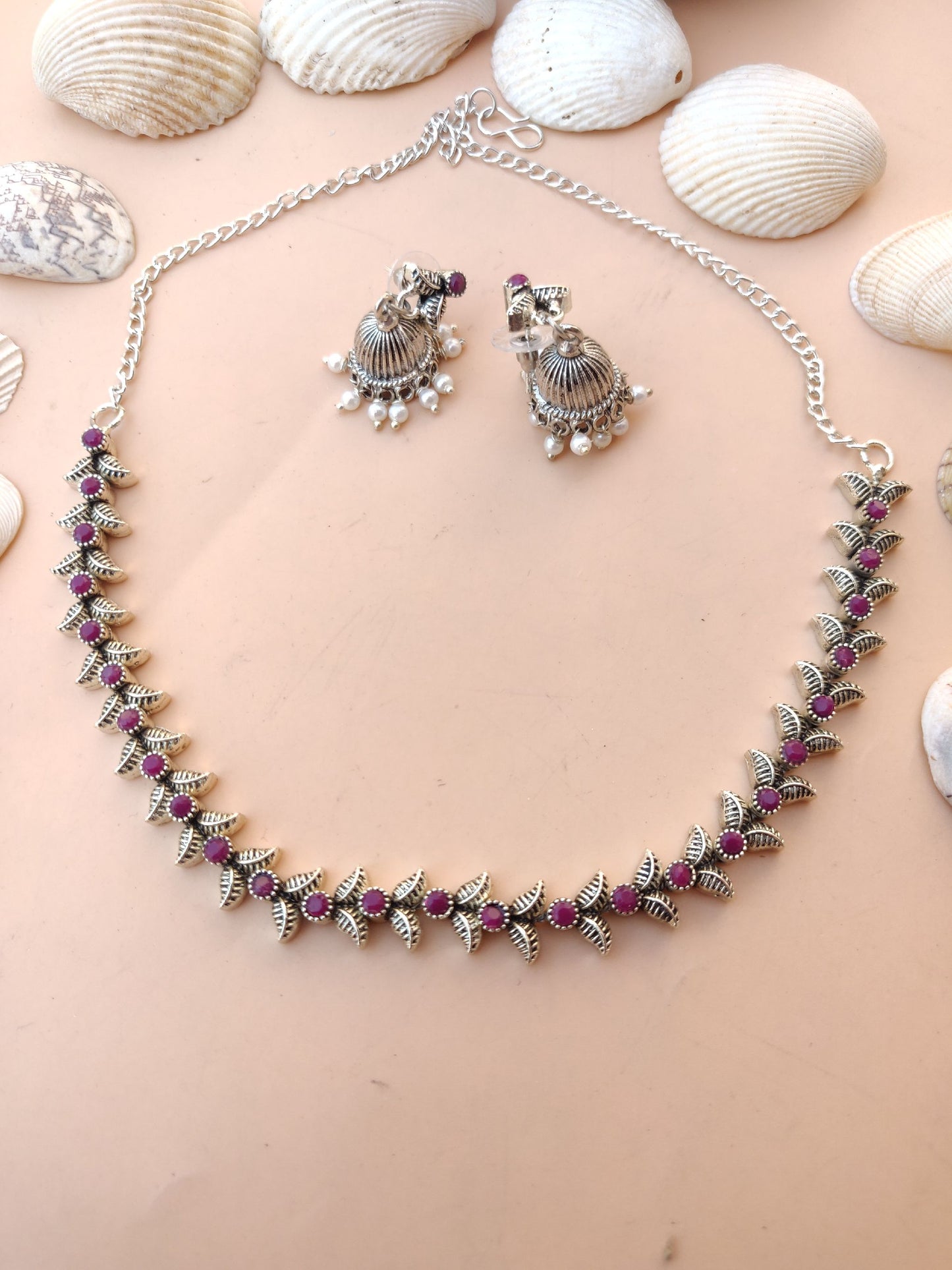 Choker style mit Ohrringe - Rot