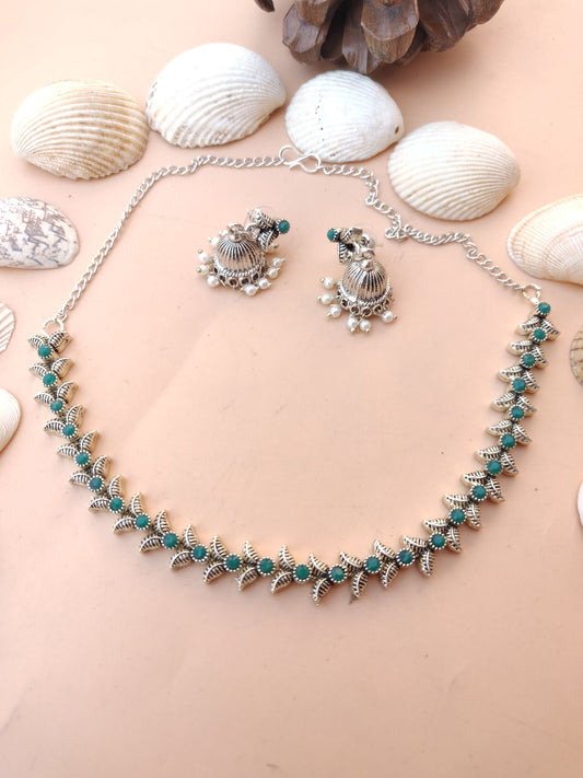 Choker style mit Ohrringe - Grün