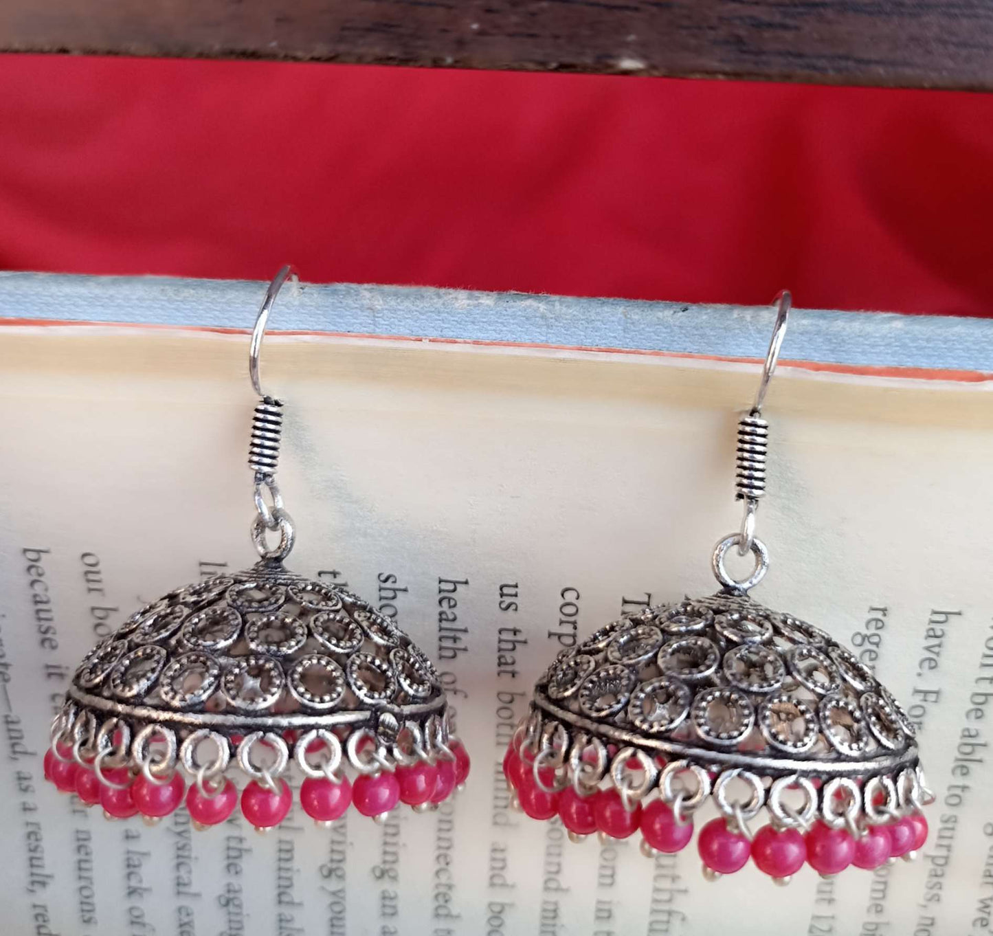 Oxidized, lightweight, short, net earrings with pink beads