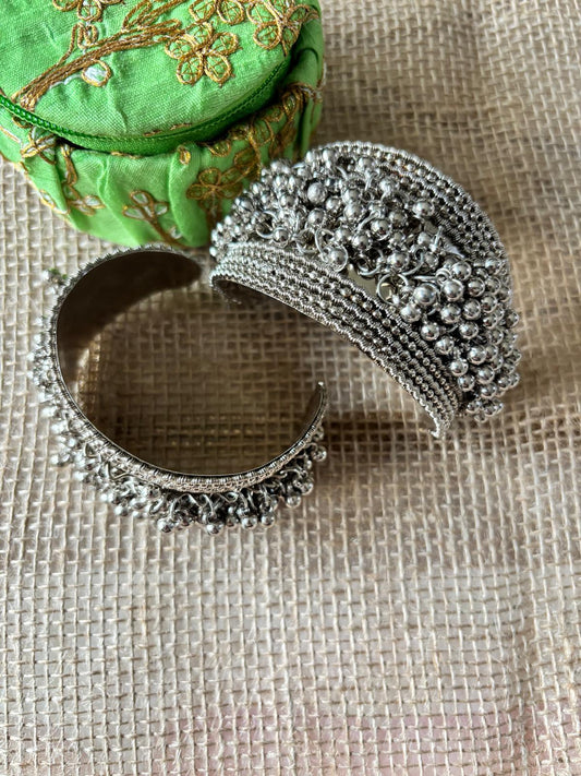 Oxidised Open Cuff - Ghunghroo (one piece)