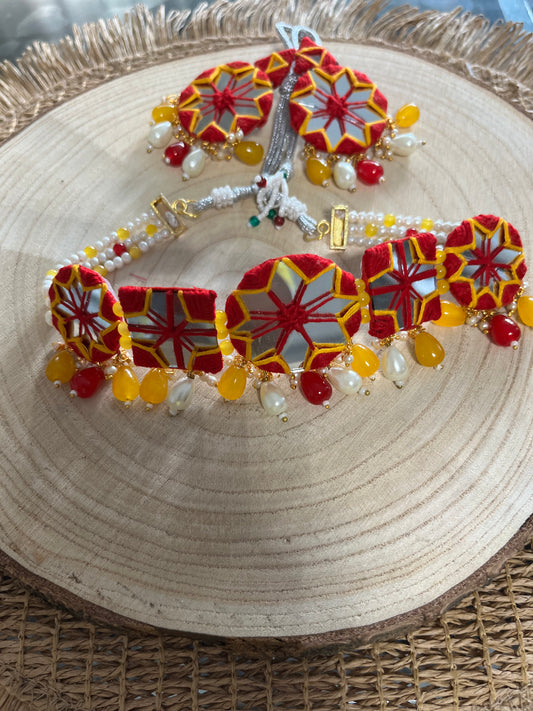 Fabric and thread choker set with geometric pieces - red, yellow