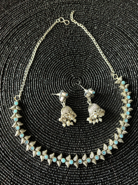 Choker style mit Ohrringe - Pastel Blue