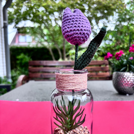 Crochet - Violet Tulip Stem