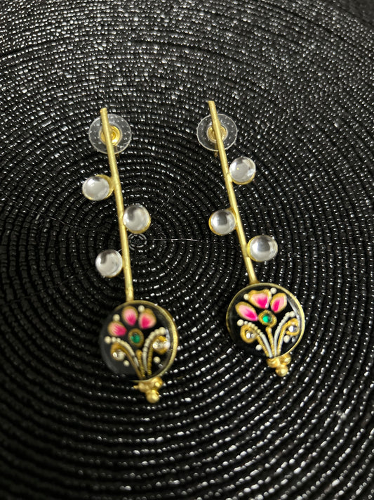 Oxidised antique earrings in guitar shape