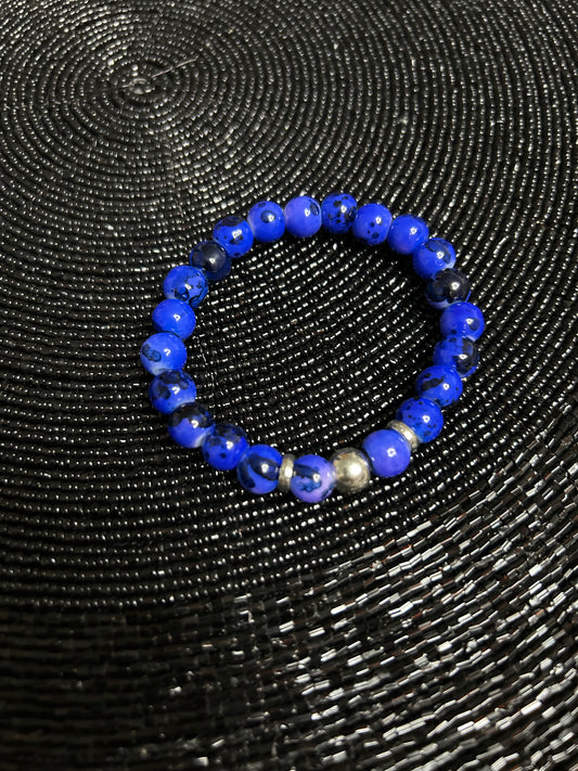 Elegant glass beads bracelet - blue