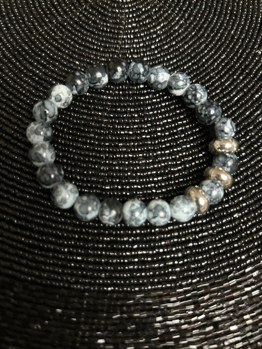 Elegant glass beads bracelet - grey colour