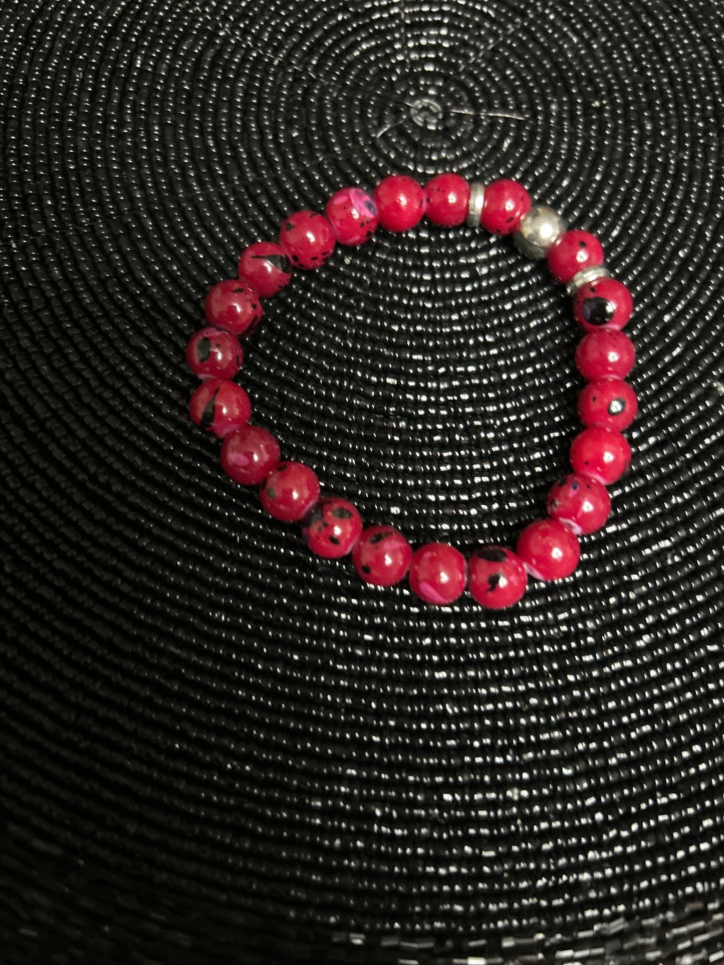 Elegant glass beads bracelet - red