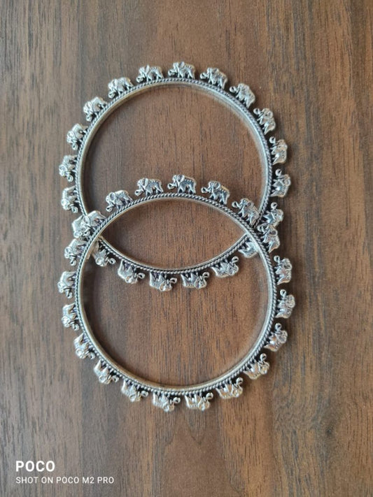 Oxidized Kolhapuri bangles with elephant design