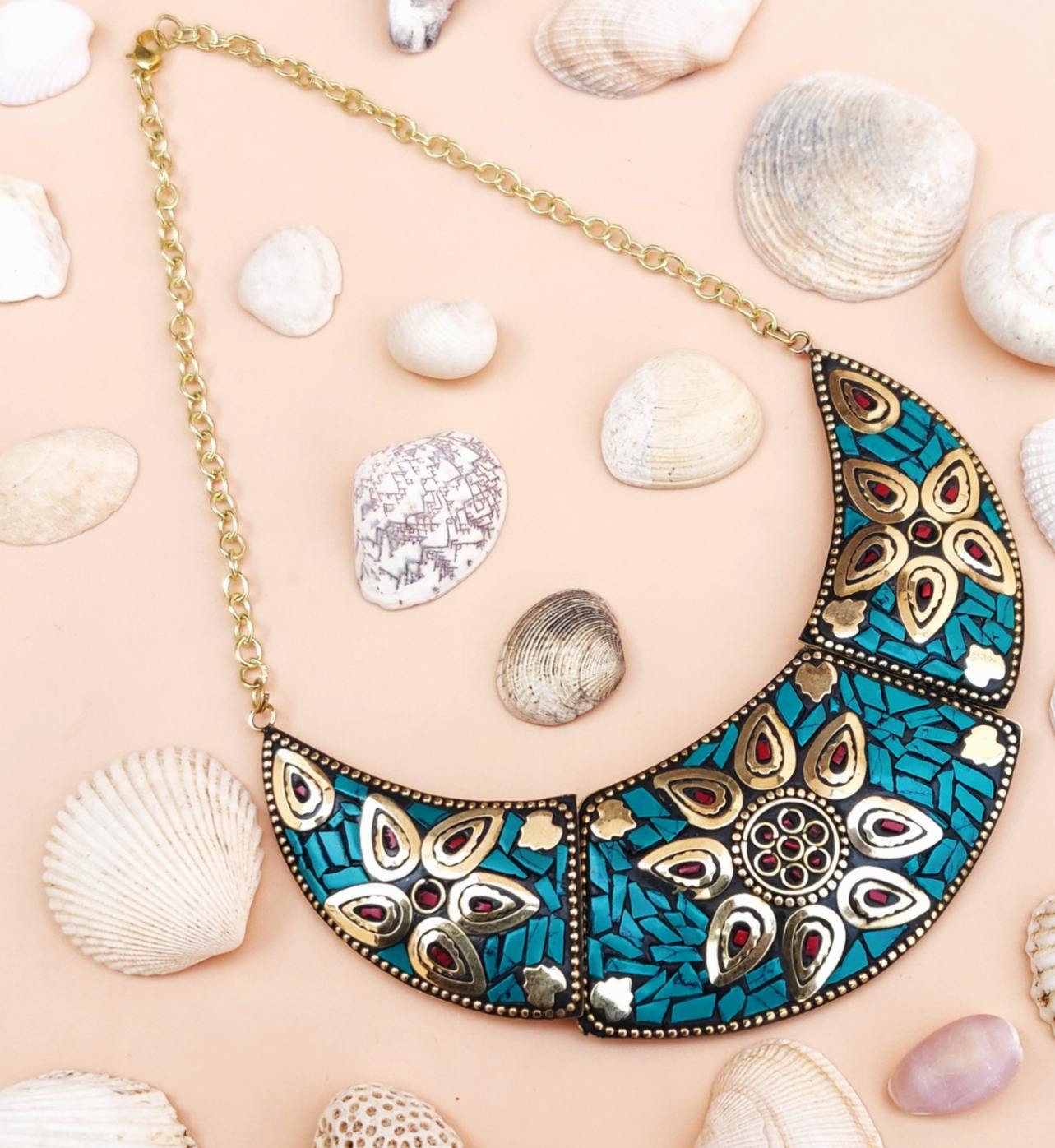 Tribal style necklace with golden flowers