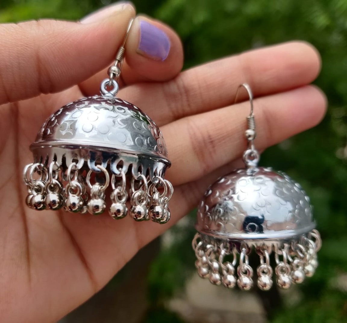 Ohrringe - Oxidized Jhumki with dots self-design