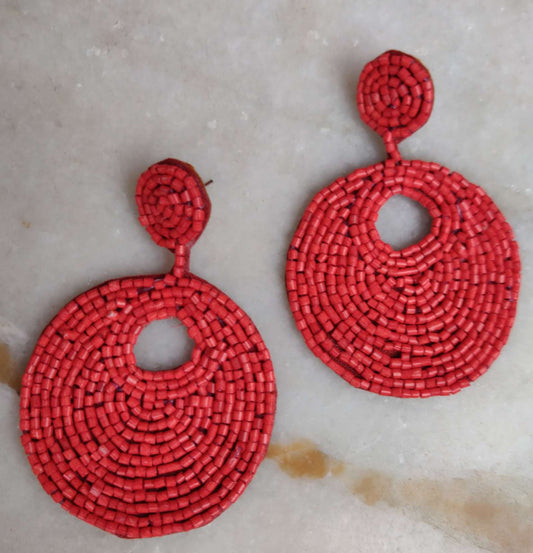 Handmade light weight beaded round earrings (red)