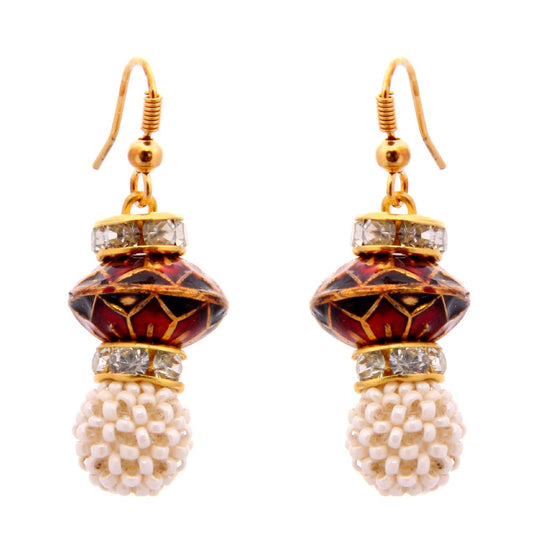 Emaillierte Jhumkis - Mini-Lampenform mit elegantem roten Muster und weißer Schmuckperlenverzierung