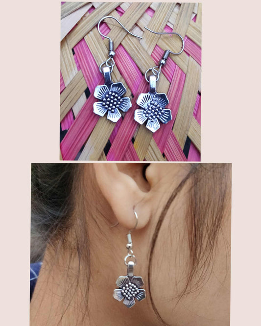Minimalist oxidised lightweight earrings with flower design