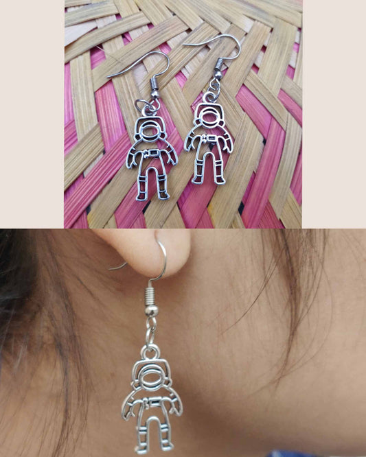 Minimalist oxidised lightweight earrings with astronaut design