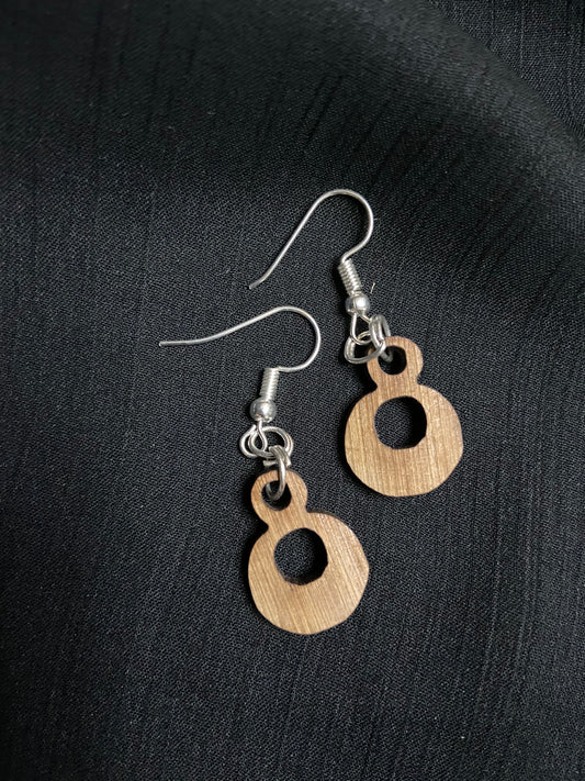 Bamboo dangler eight earrings